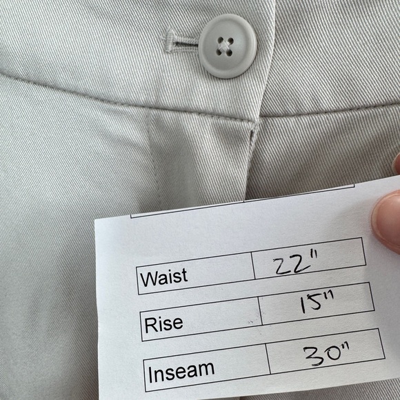 Old Navy Extra High Waisted Taylor Cargo Pants Beige - Picture 12 of 12